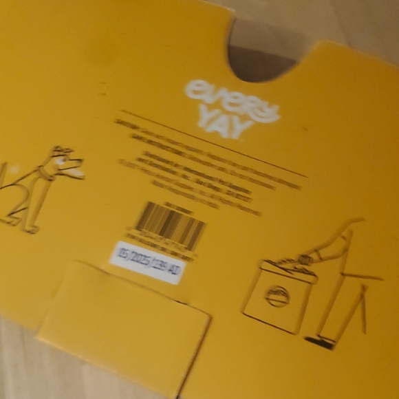 EveryYay Silicone Double Diner – NWT – Gray Base with Stainless Steel Bowls - Picture 4 of 5